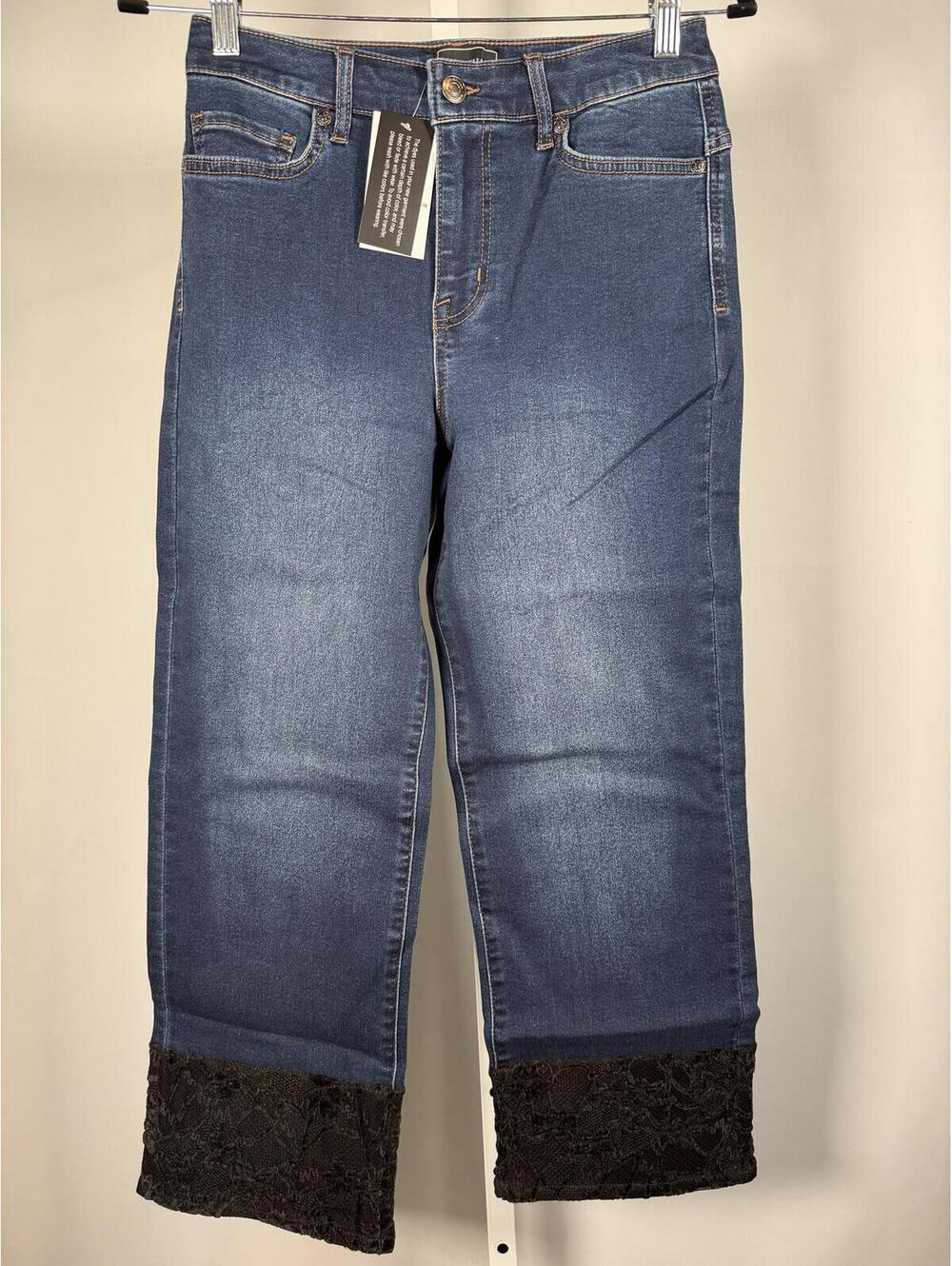 NWT G by Giuliana Black Label Straight Lace Hem Jeans Size 10 - Picture 2 of 6